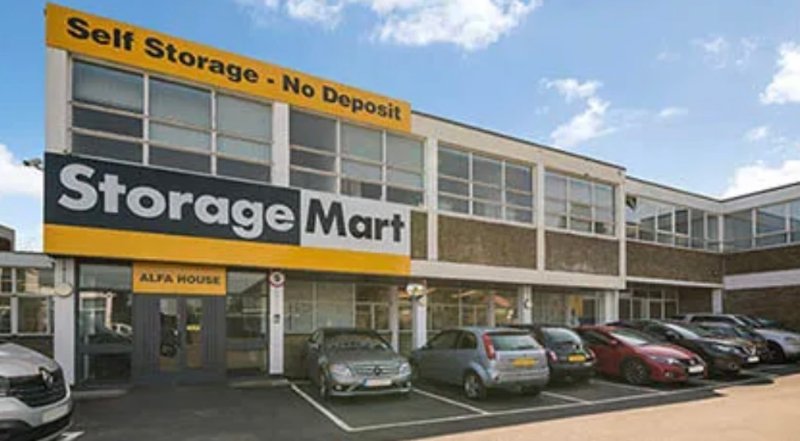 Storage Units at StorageMart - Walton-on-Thames - Alfa House, Molesey Road Walton-on-Thames ENG